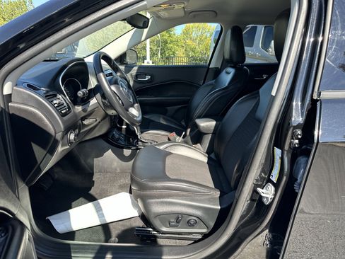 Used 2019 Jeep Compass Altitude image 14