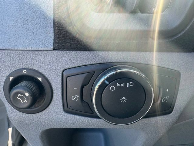 Used 2019 Ford Transit 250 148 Medium Roof RWD image 9