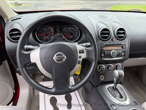 Used 2013 Nissan Rogue S FWD image 31