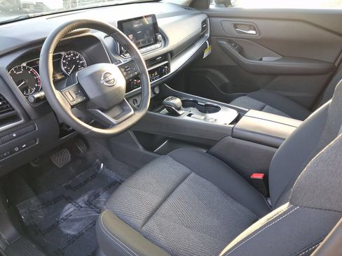 Used 2026 Nissan Rogue SV FWD image 20