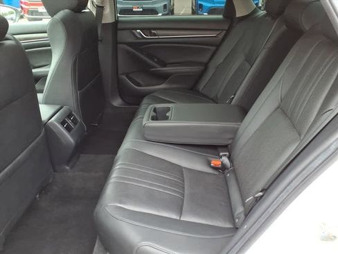 Certified 2019 Honda Accord Touring image 9