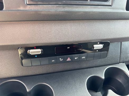 New 2025 Mercedes-Benz Sprinter 2500 image 22