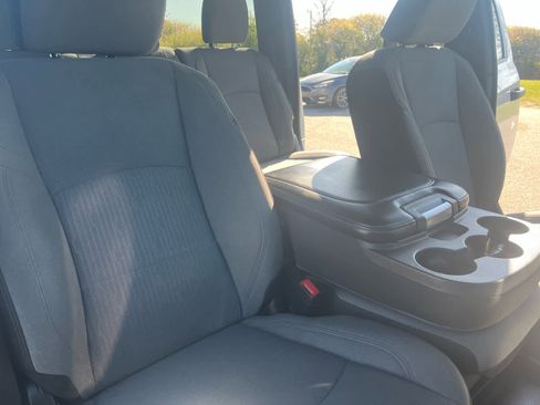 Used 2024 RAM 3500 Big Horn image 29