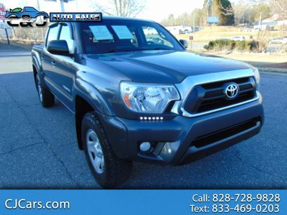 Used 2013 Toyota Tacoma 4x4 Double Cab w/ SR5 Pkg