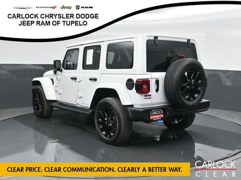 Used 2022 Jeep Wrangler Sahara w/ Cold Weather Group image 9