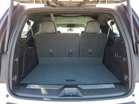 Certified 2023 Chevrolet Suburban Premier image 31