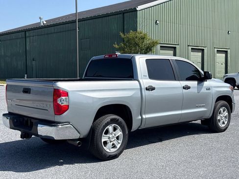 Used 2021 Toyota Tundra SR5 AWD/4WD image 8