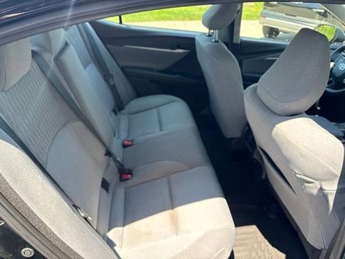 Used 2025 Toyota Camry LE AWD/4WD image 30