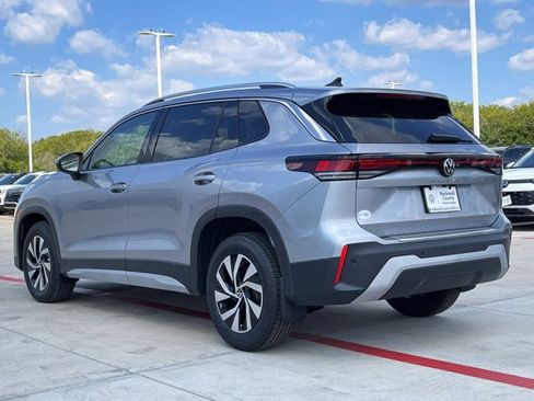 New 2025 Volkswagen Tiguan S image 4