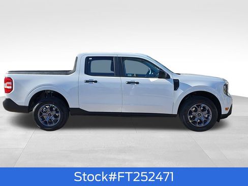 New 2025 Ford Maverick XLT image 2