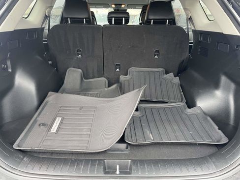 Used 2023 Kia Sportage EX image 8