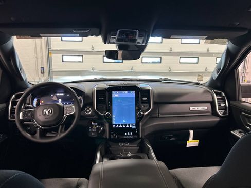 New 2026 RAM 1500 Big Horn AWD/4WD image 30