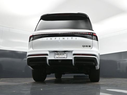 New 2026 INFINITI QX80 Autograph image 44