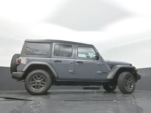 New 2025 Jeep Wrangler Sport S image 32
