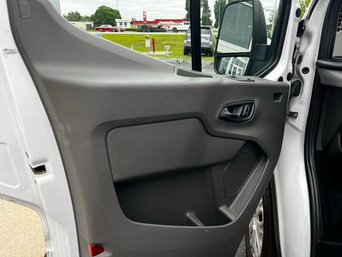 Used 2024 Ford Transit 350 XLT RWD image 31