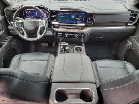 Used 2023 Chevrolet Silverado 1500 LT Trail Boss w/ Convenience Package II image 16