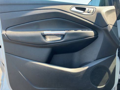Used 2018 Ford Escape SE FWD image 13