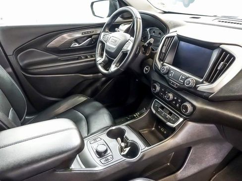 Certified 2024 GMC Terrain SLT image 31