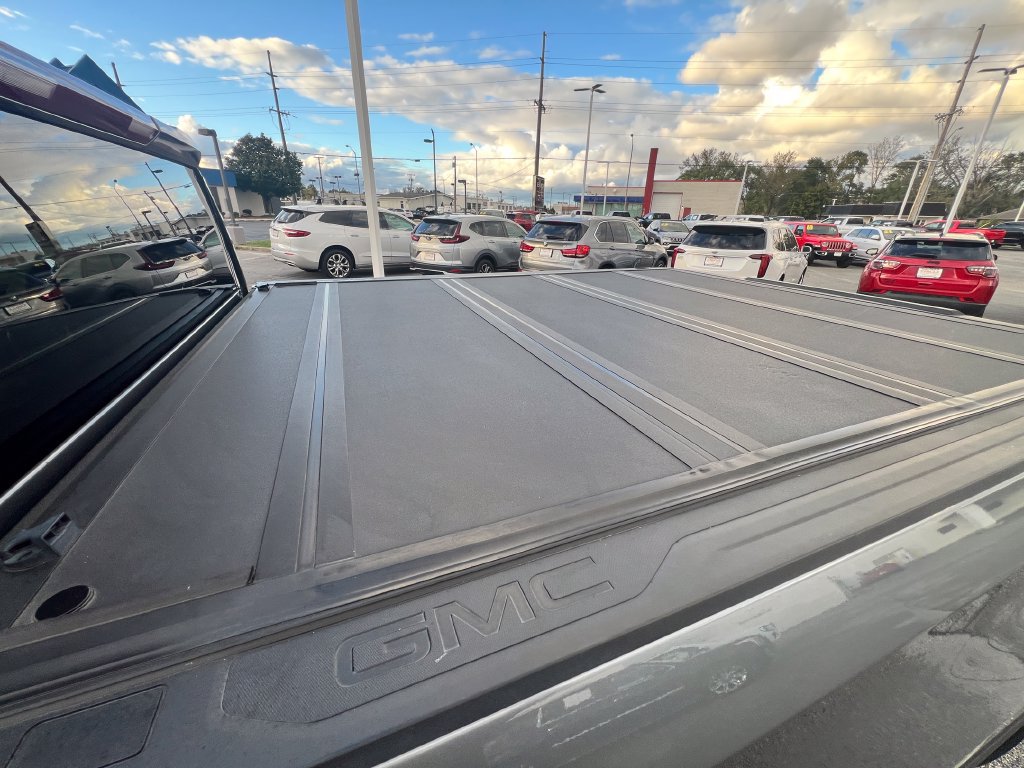 Used 2019 GMC Sierra 1500 Elevation w/ Elevation Value Package AWD/4WD image 32
