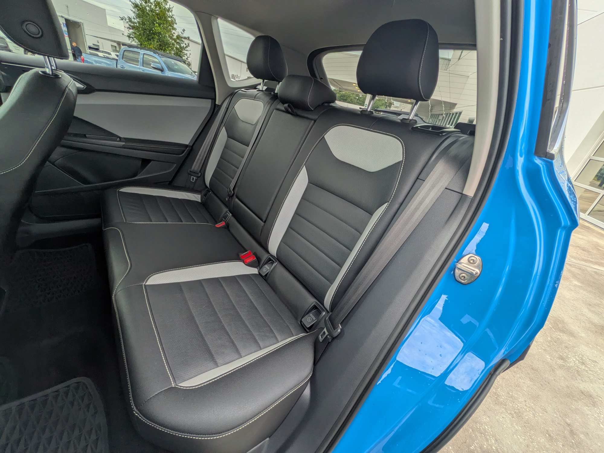 Certified 2024 Volkswagen Taos SEL AWD/4WD image 13