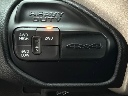 Used 2024 RAM 2500 Laramie image 32