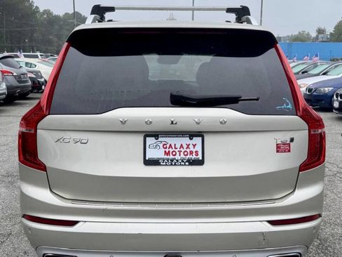 Used 2016 Volvo XC90 T6 Momentum w/ Momentum Plus Package image 8