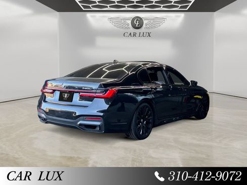 Used 2021 BMW 740i w/ M Sport Package RWD image 5
