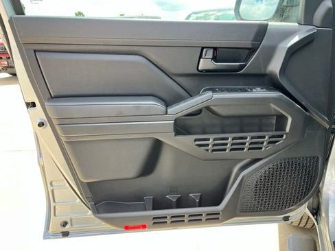 New 2026 Toyota Tacoma SR AWD/4WD image 16