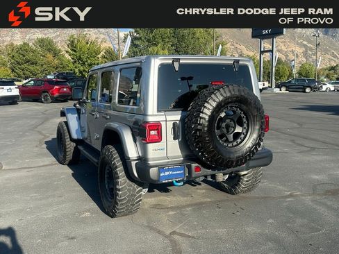Used 2021 Jeep Wrangler Unlimited Rubicon 4xe w/ Steel Bumper Group image 5