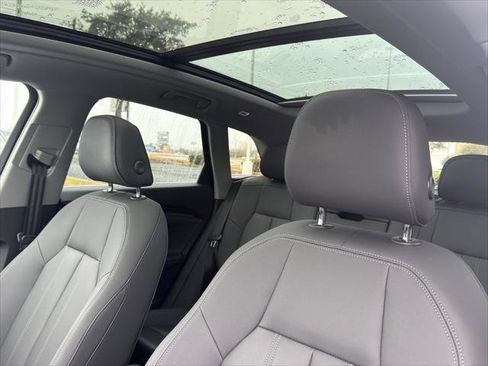 Certified 2025 Audi Q5 Premium Plus w/ Premium Plus AWD/4WD image 13