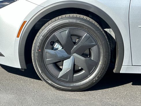 New 2026 Toyota Prius Plug-In Hybrid image 24