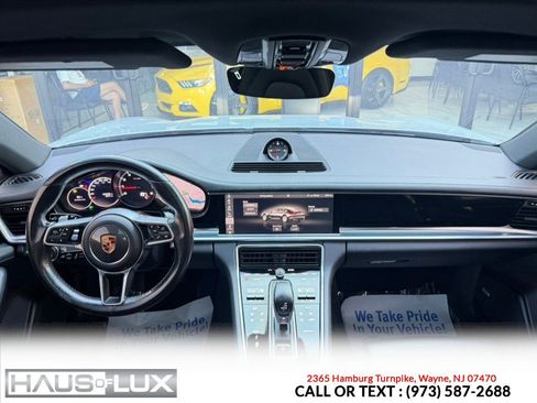 Used 2018 Porsche Panamera 4 AWD/4WD image 28