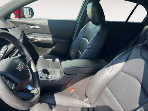 Used 2024 Cadillac XT4 Sport w/ Technology Package AWD/4WD image 9