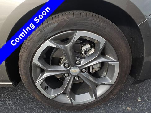 Used 2020 Chevrolet Malibu LT FWD image 18