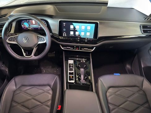 New 2026 Volkswagen Atlas Cross Sport SE FWD image 25