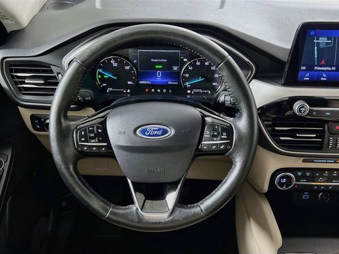 Certified 2021 Ford Escape SEL AWD/4WD image 14