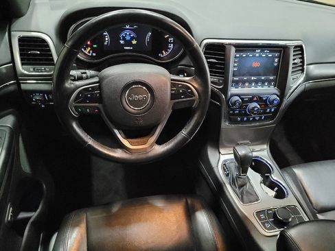 Used 2018 Jeep Grand Cherokee Limited AWD/4WD image 22
