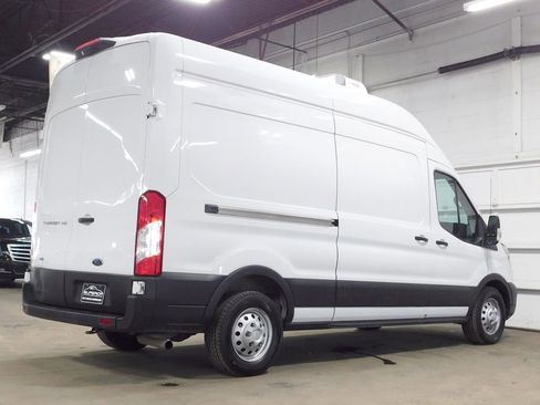 Used 2023 Ford Transit 250 High Roof AWD w/ Exterior Upgrade Package image 7
