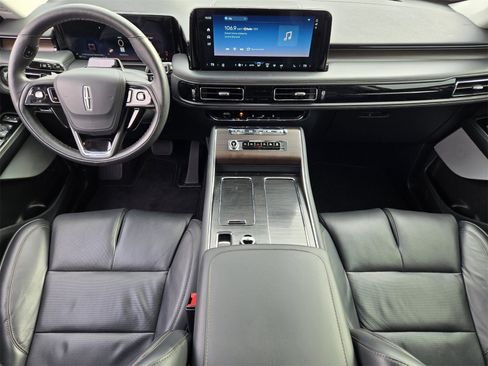 Used 2025 Lincoln Aviator Reserve w/ Equipment Group 201A image 24