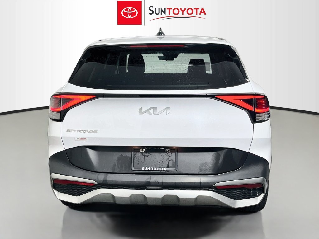 Used 2023 Kia Sportage EX FWD image 5
