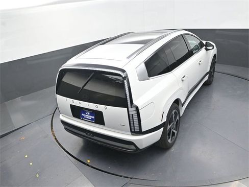 New 2026 Hyundai Ioniq 9 Calligraphy image 30