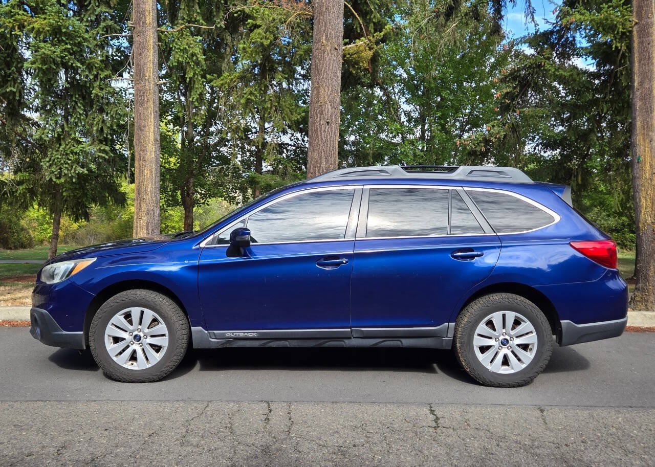 Used 2015 Subaru Outback 2.5i Premium AWD/4WD image 4