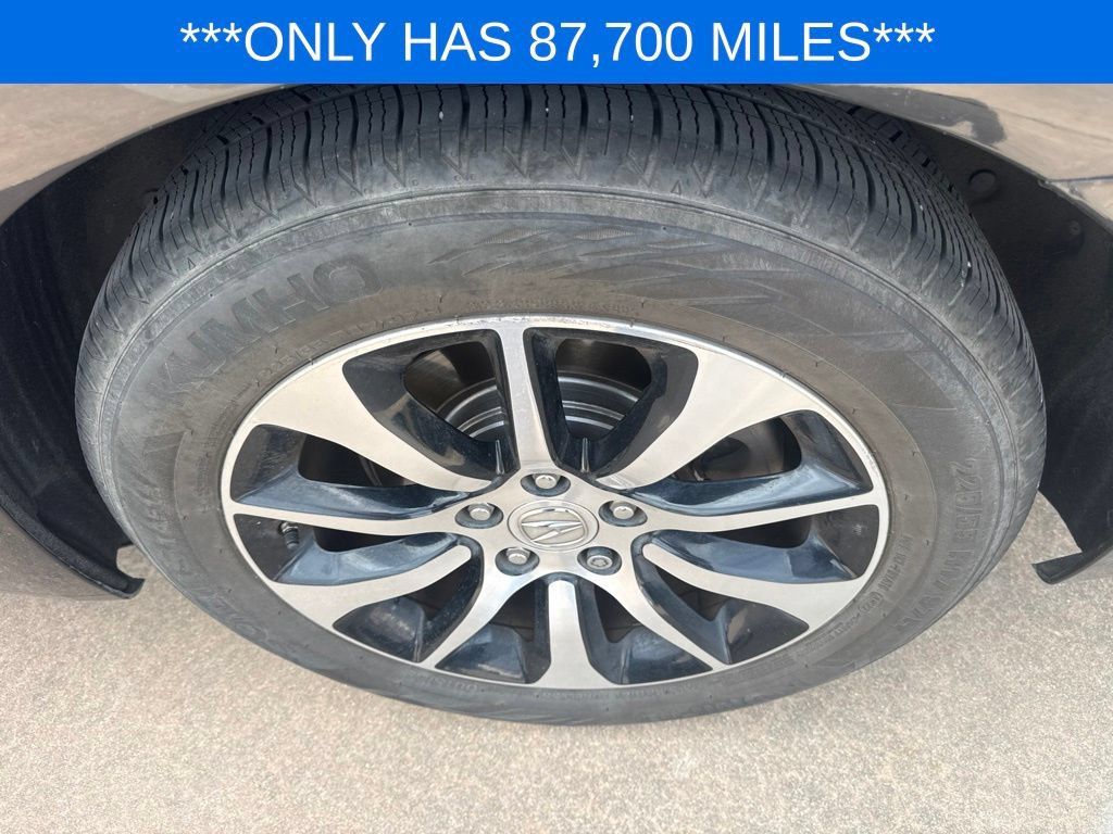 Used 2017 Acura TLX FWD image 31