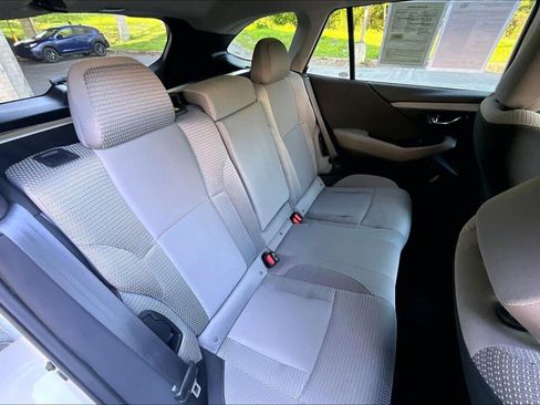 Certified 2022 Subaru Outback Premium AWD/4WD image 15