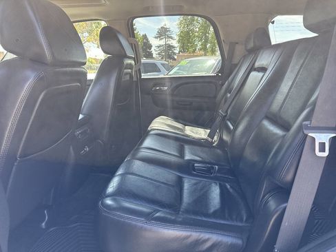 Used 2007 Chevrolet Tahoe LT w/ LT Preferred Equipment Group image 4