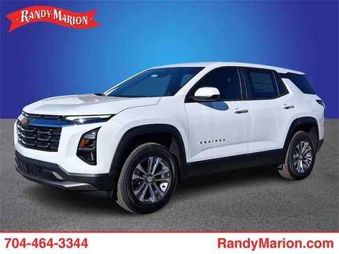 New 2026 Chevrolet Equinox LT image 1