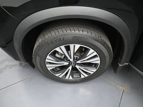 Used 2023 Nissan Rogue SV w/ SV Premium B Package AWD/4WD image 35