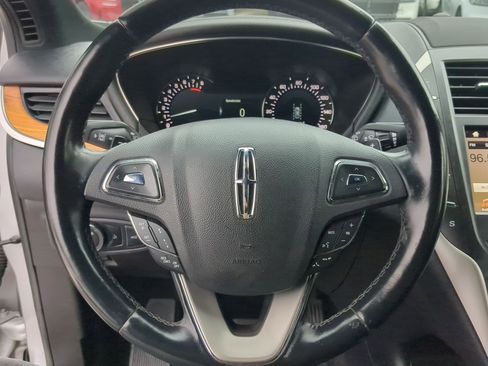 Used 2017 Lincoln MKC Reserve image 13