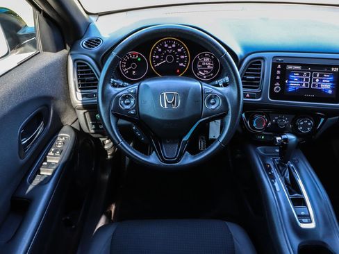 Used 2022 Honda HR-V Sport image 21