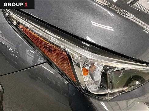 Used 2024 Subaru Crosstrek 2.0i Premium image 13